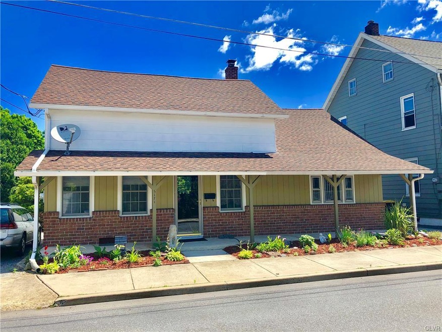 5171 Front St, Whitehall, PA 18052 - photo 1