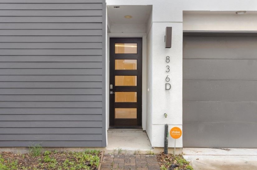 836 Fisher St unit D, Houston, TX 77018 - photo 1