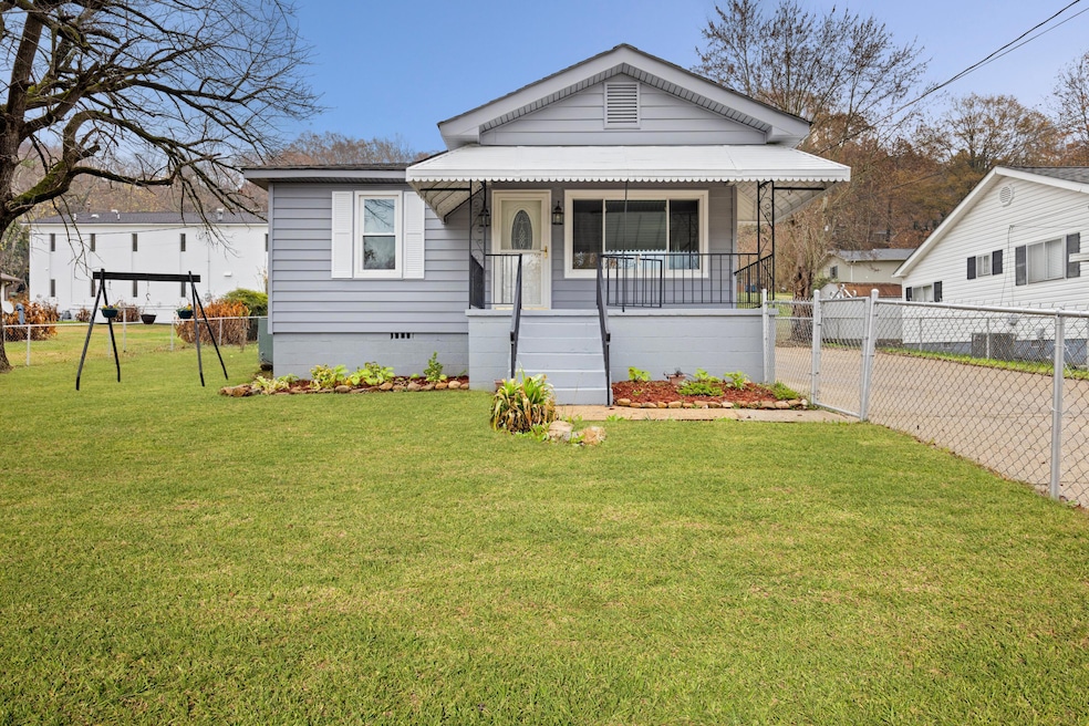 405 Andrews St, Rossville, GA 30741 - photo 1