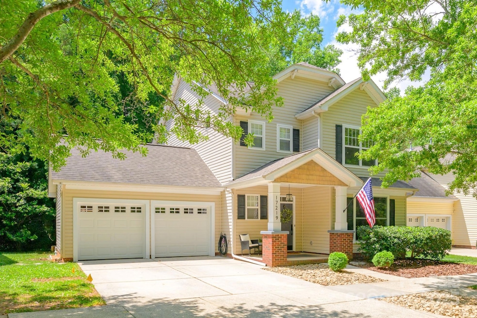 Sold $565,000 • Co-Listing Agent