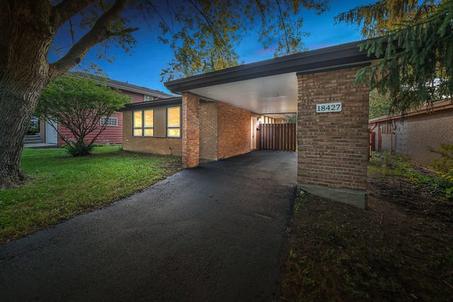 18427 Argyle Ave, Homewood, IL 60430 - photo 1