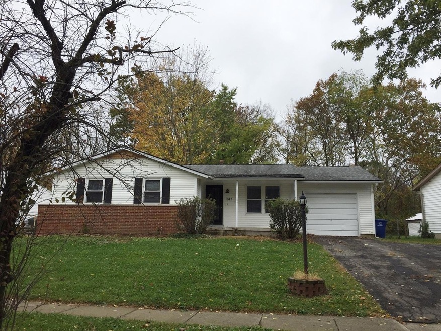 1617 Riverbend Rd, Columbus, OH 43223 - photo 1