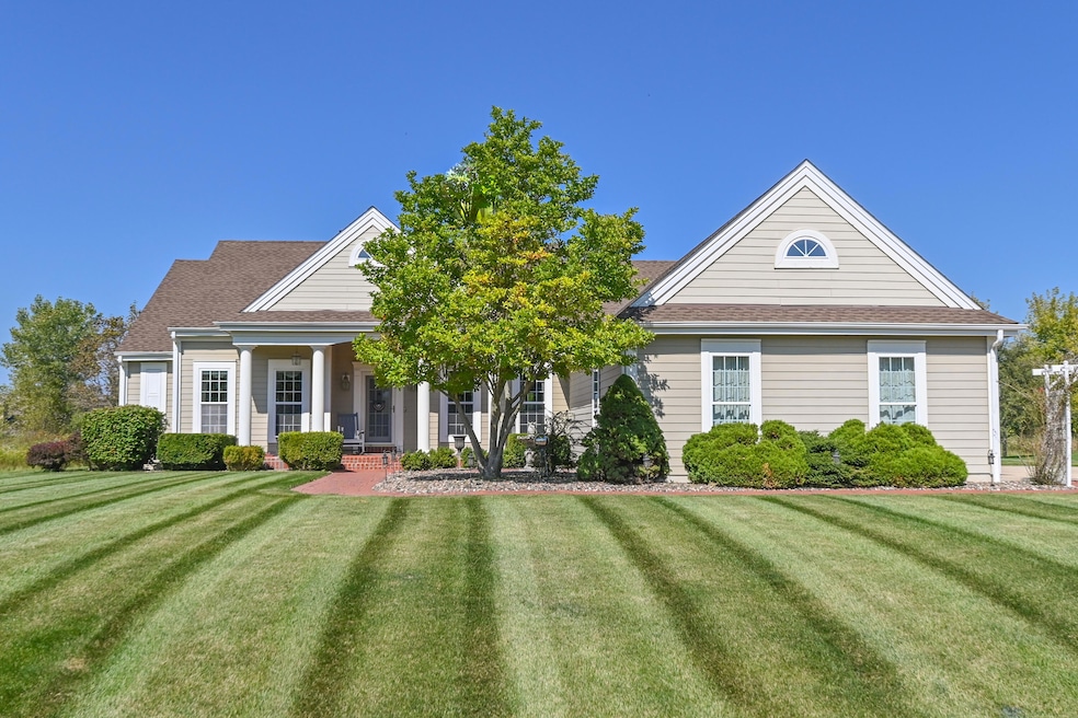 2275 Brookside Dr, Jackson, WI 53037 - photo 1