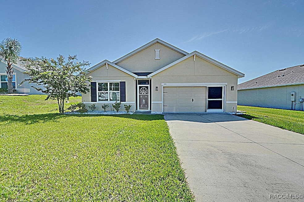 320 W Runyon Loop, Beverly Hills, FL 34465 - photo 1