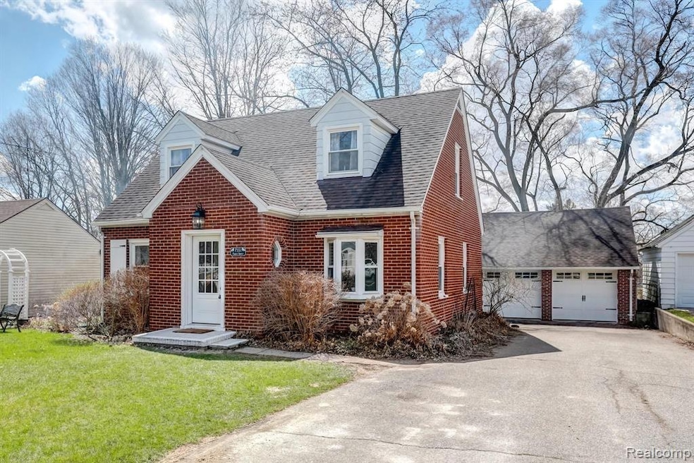 7551 Forest St, Dexter, MI 48130-1.jpg-SMALL
