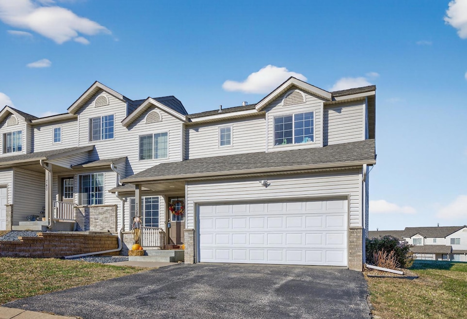 738 Baylee Place SW, Pine Island, MN 55963 - photo 1