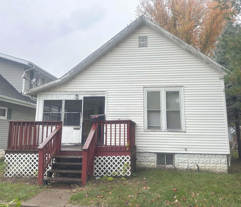 206 E 1st St, Auburn, IN 46706 - photo 1