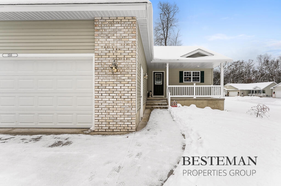 1516 W Addison Way unit 54, Muskegon, MI 49445 - photo 1