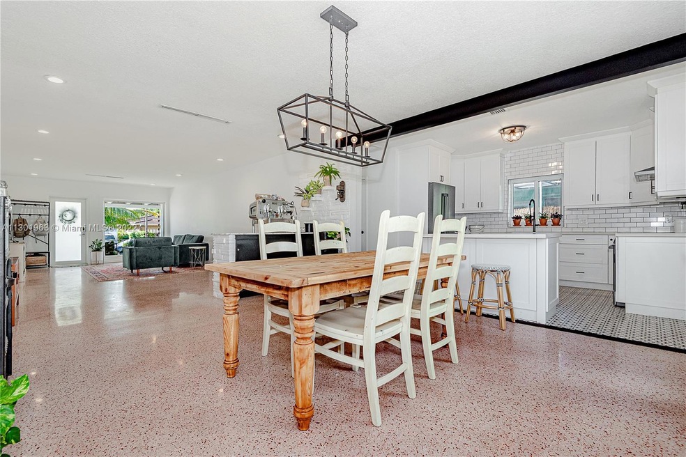 Sold $1,430,000 • Co-Listing Agent