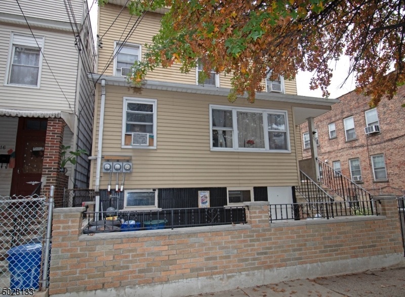 518 3rd St, Newark, NJ 07107 - photo 1