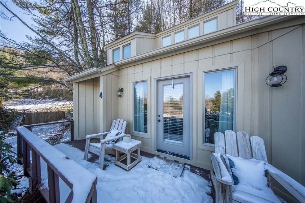 196 Trout Pond Ln unit 4, Banner Elk, NC 28604 - photo 1