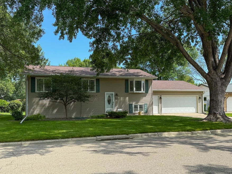 Coming Soon $200,000 • Co-Listing Agent