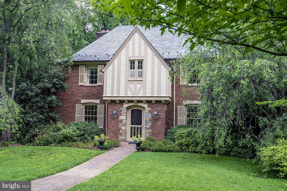 4949 Hillbrook Ln NW, Washington, DC 20016 - photo 1