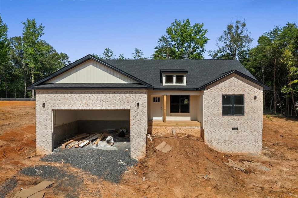 405 Earls Way, Chatsworth, GA 30705 - photo 1