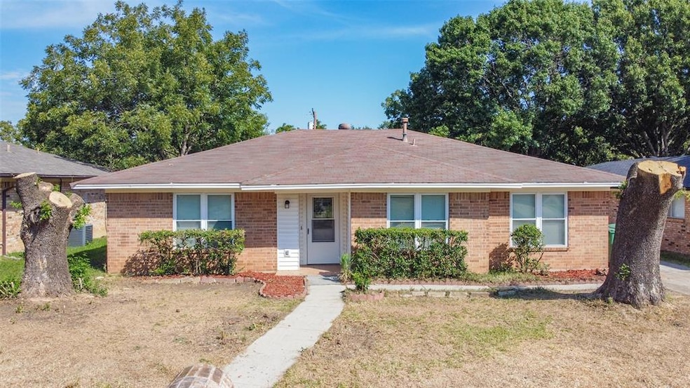 1808 Broadway St, Denton, TX 76201 - photo 1