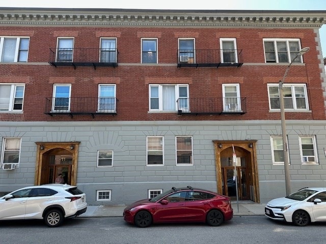 7 Aberdeen St unit 9, Boston, MA 02215 - photo 1