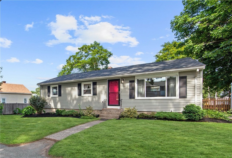 25 Rhode Island Ave, Cumberland, RI 02864 - photo 1