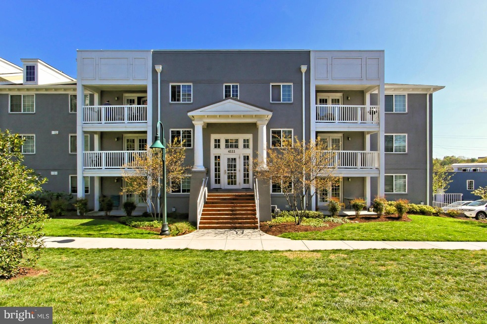 4111 S Four Mile Run Dr unit 202, Arlington, VA 22204 - photo 1