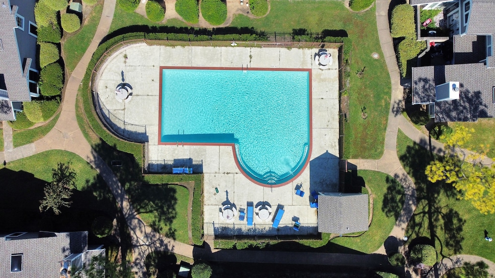 For Sale $135,000 • Co-Listing Agent