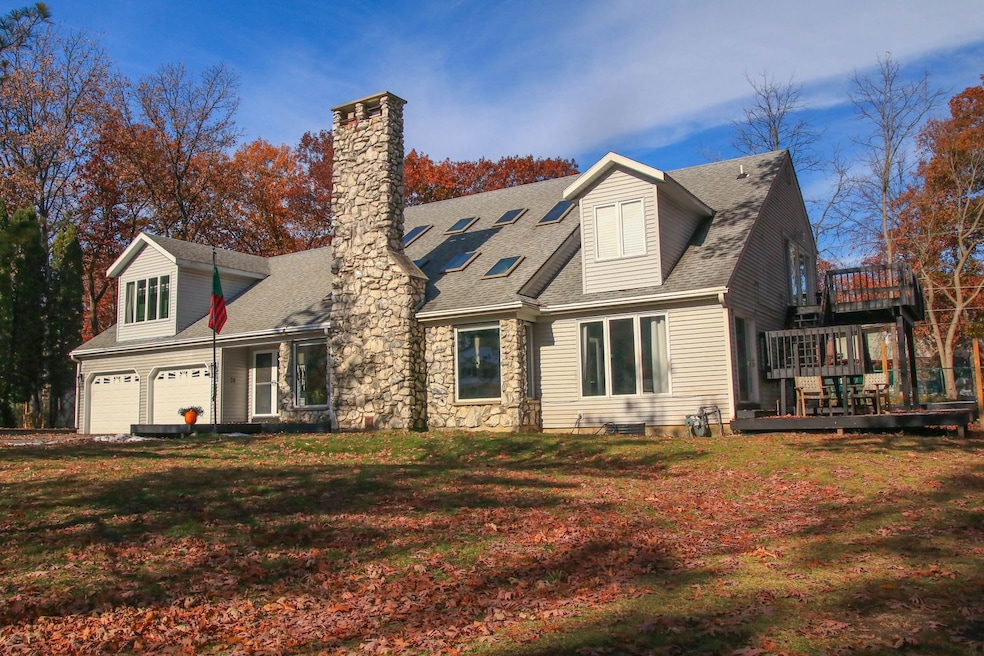 129 Cornwall Dr, Crete, IL 60417 - photo 1