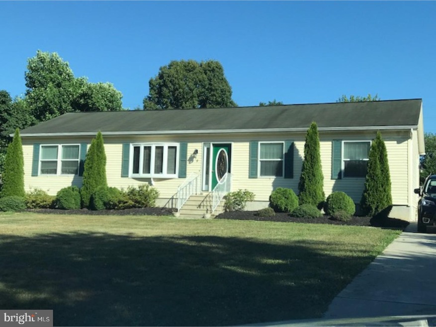 779 Chestnut Ave, Bridgeton, NJ 08302 - photo 1