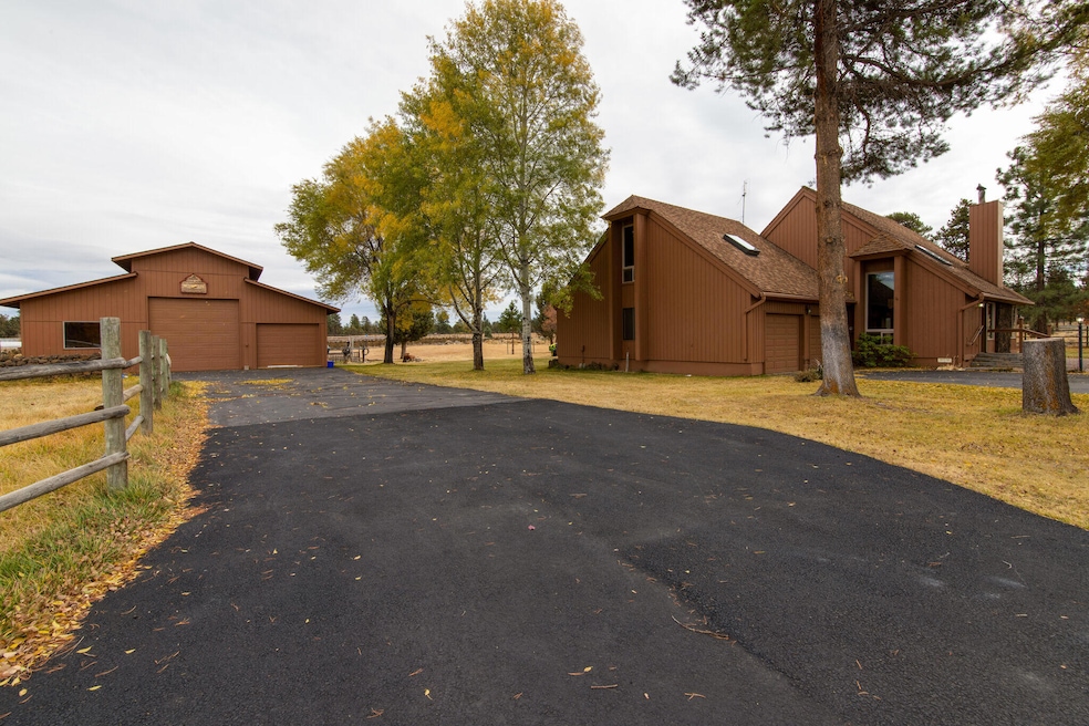 20889 Knott Rd, Bend, OR 97702 - photo 1