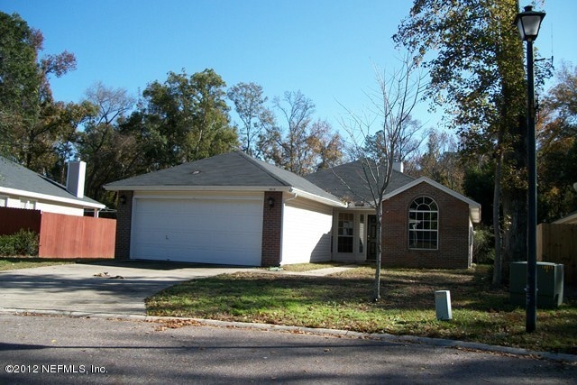 10819 Campus Heights Ln, Jacksonville, FL 32218 - photo 1