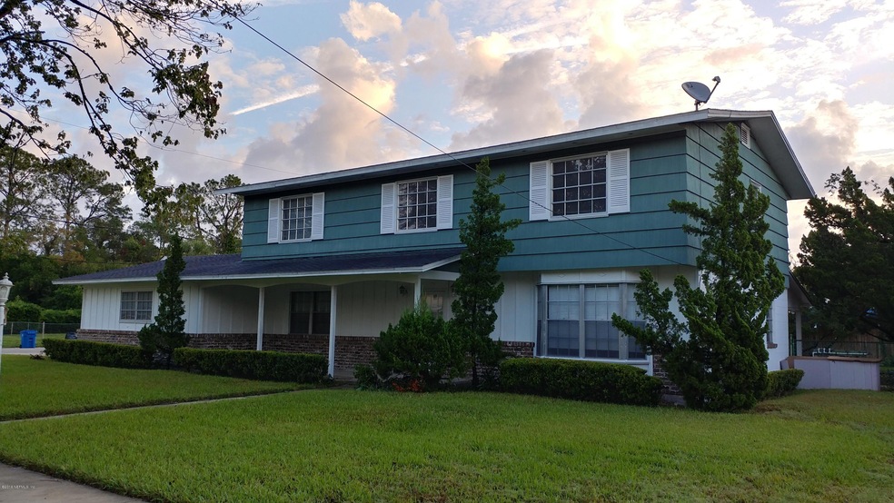 1833 Starwan Rd E, Jacksonville, FL 32211 - photo 1