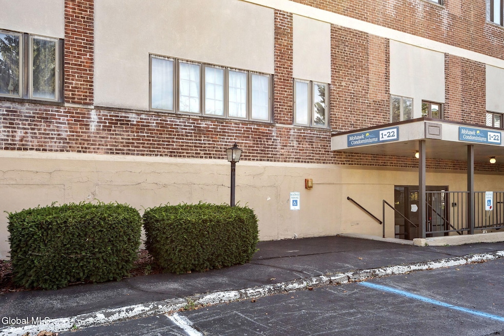 Sold $137,000 • Co-Listing Agent