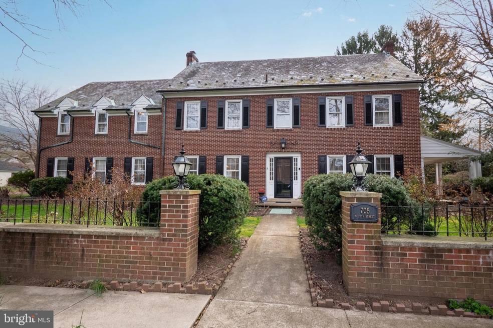 705 N 27th St, Allentown, PA 18104 - photo 1