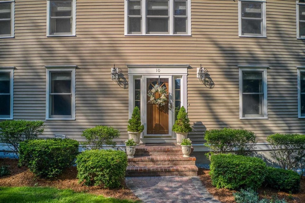 10 Pitman Rd, East Hampstead, NH 03826 - photo 1