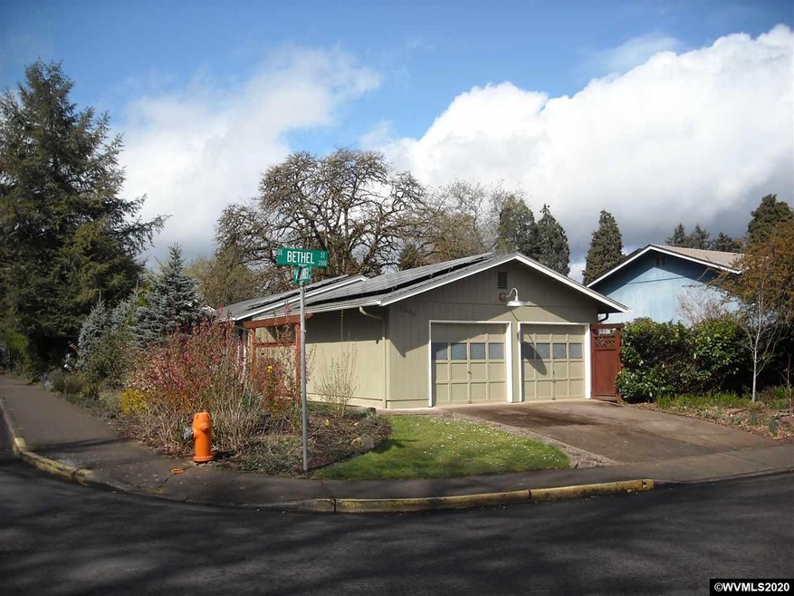 2040 SE Bethel St, Corvallis, OR 97333 - photo 1