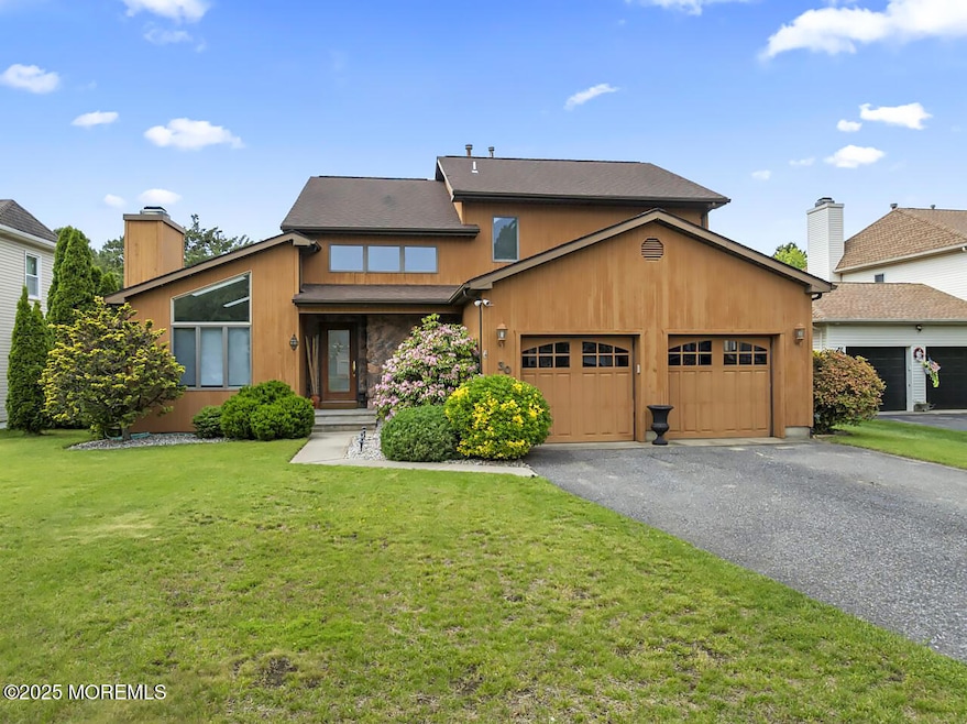 Pending $749,000