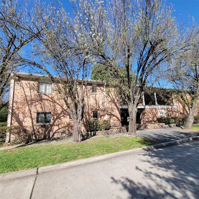 1801 Cortlandt St unit 15, Houston, TX 77008 - photo 1