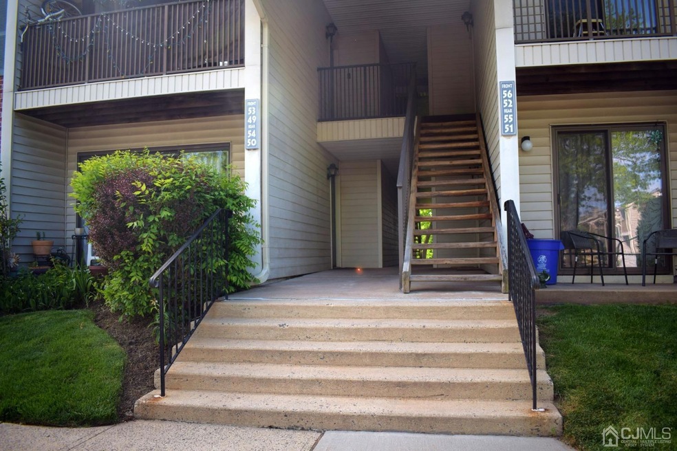50 Taylor Dr unit 323, Franklin Park, NJ 08823 - photo 1