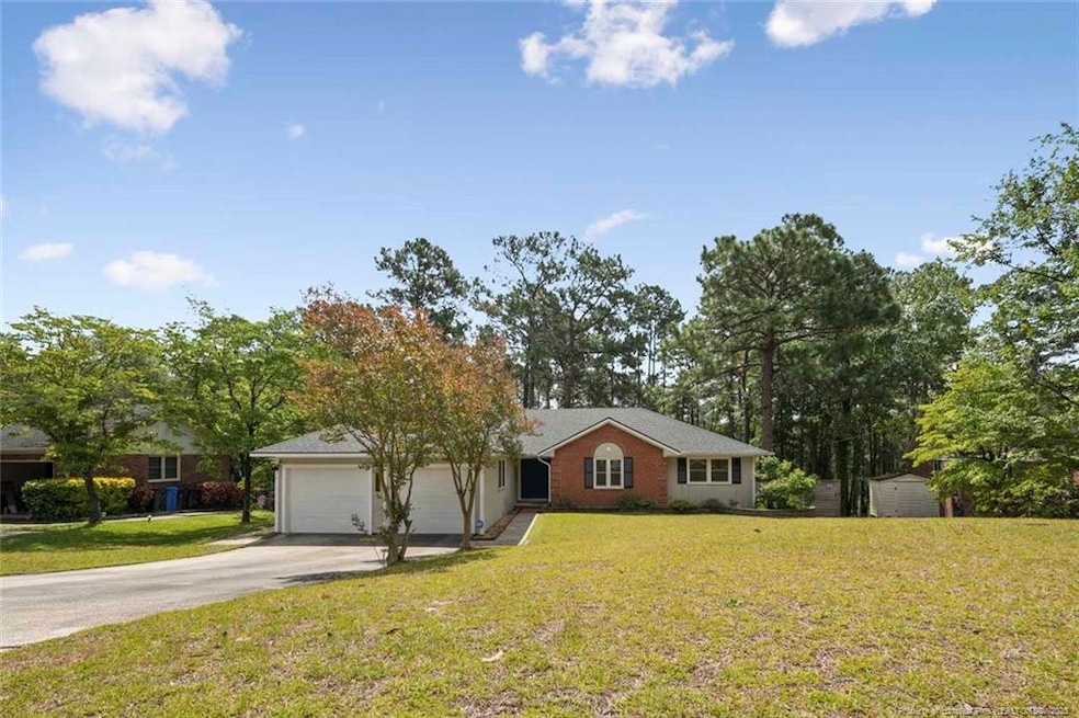 2405 Rolling Hill Rd, Fayetteville, NC 28304 - photo 1