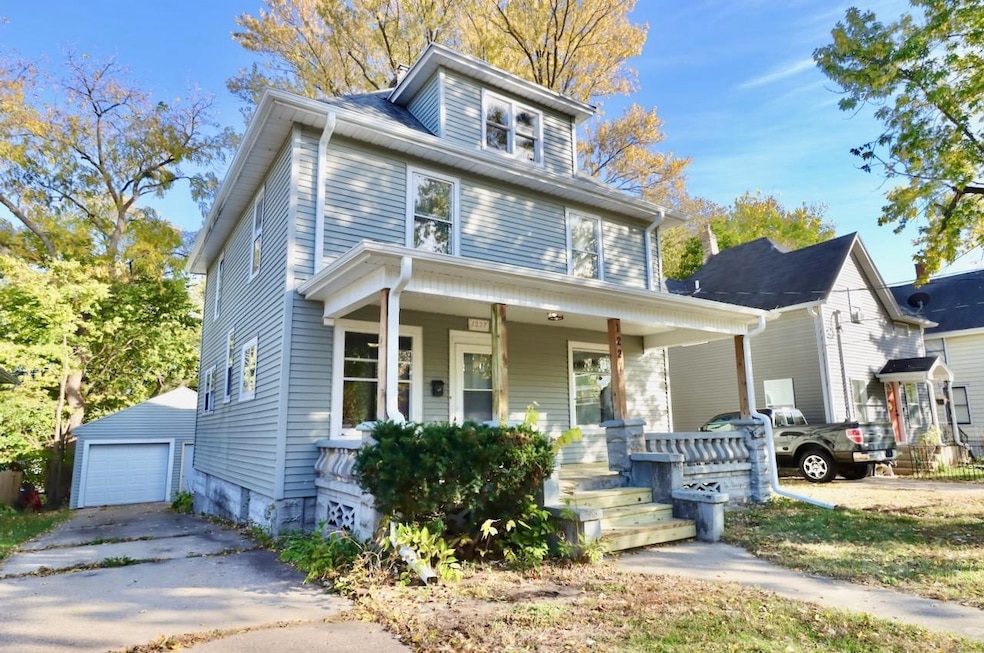 1227 Bluff St, Beloit, WI 53511 - photo 1