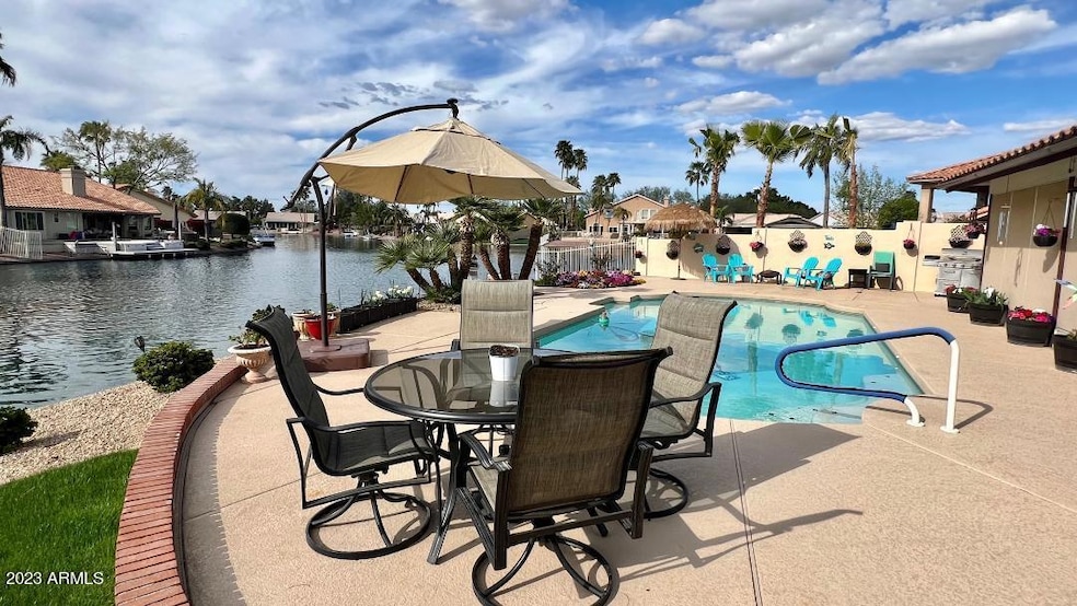 1010 S Presidio Dr, Gilbert, AZ 85233 - photo 1