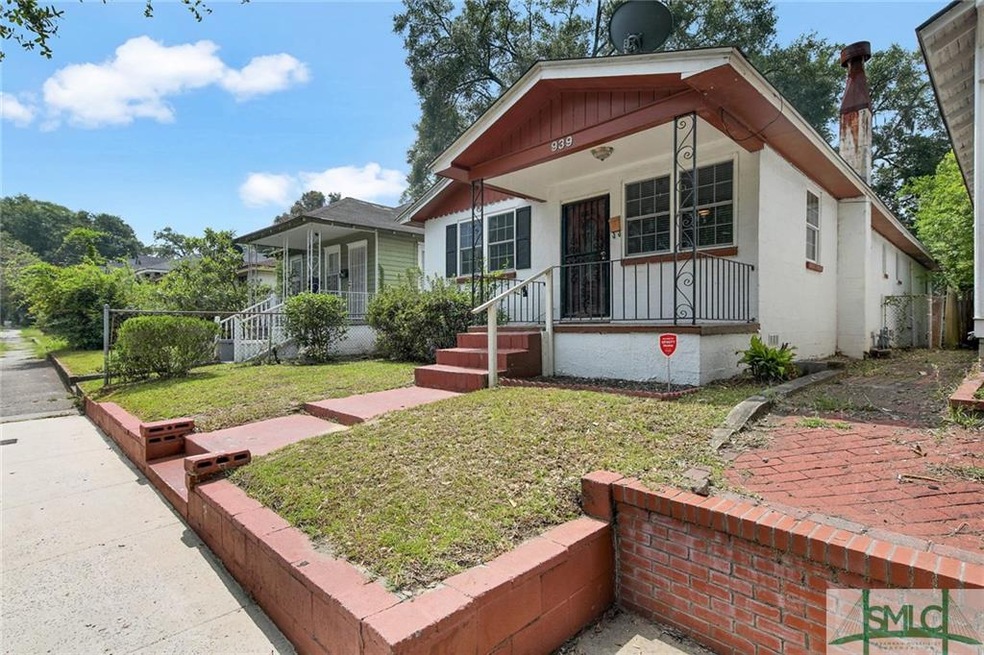 939 W 38th St, Savannah, GA 31415 - photo 1