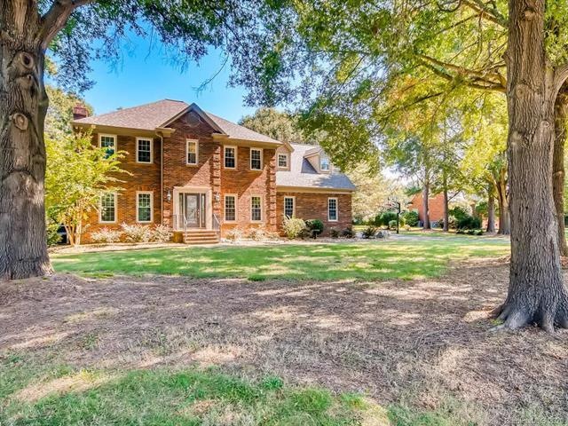 Beautiful Front Yard