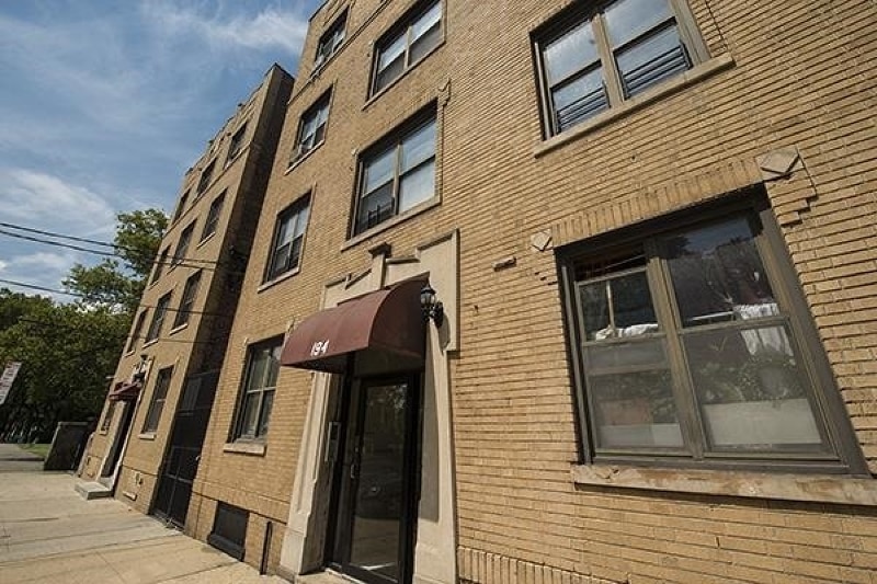 194 Kensington Ave unit 402, Jersey City, NJ 07306 - photo 1