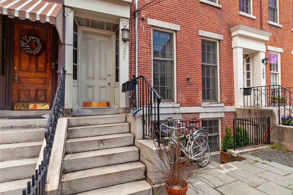 207 Warren St, Jersey City, NJ 07302 - photo 1
