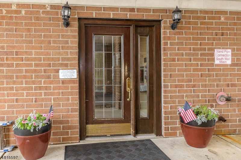 12 Iron Forge Square, Pompton Lakes, NJ 07442 - photo 1