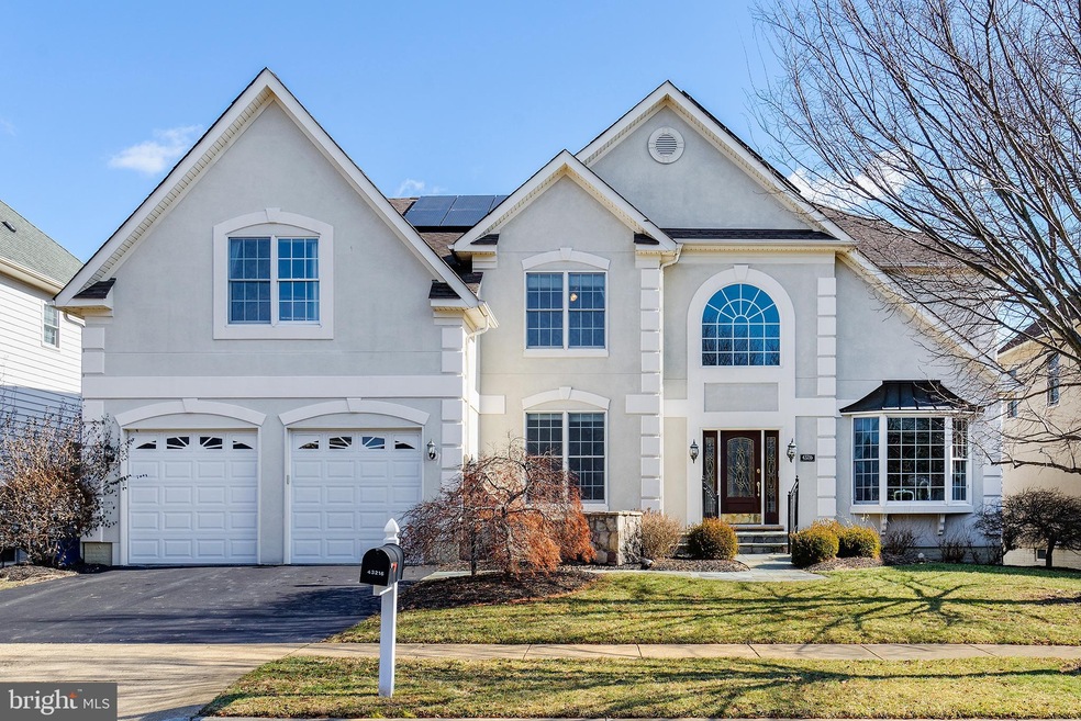 43216 Valiant Dr, Chantilly, VA 20152 - photo 1