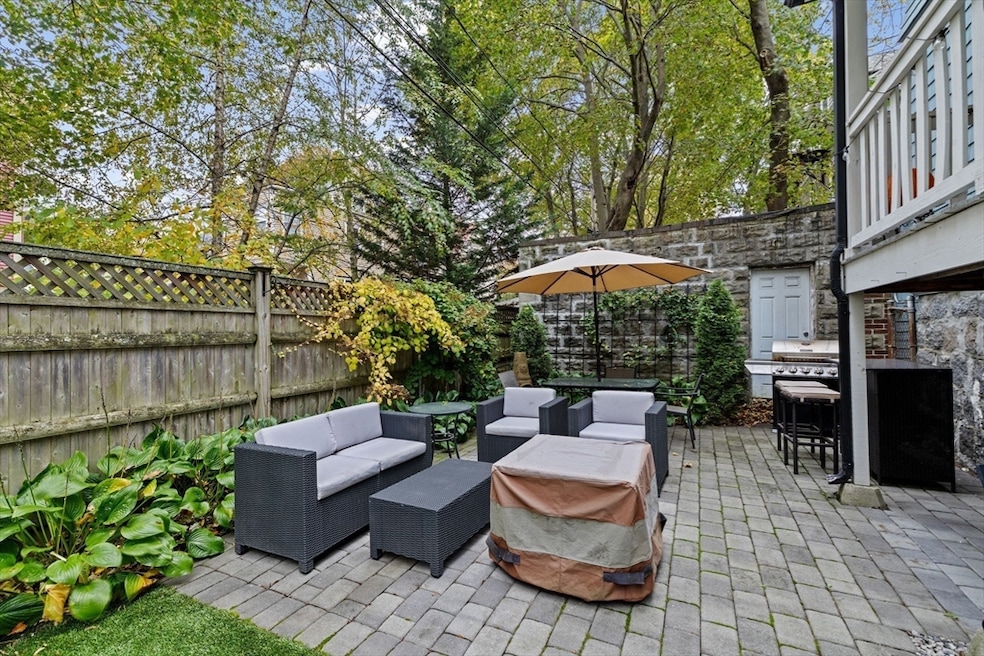 For Sale $749,000 • Co-Listing Agent