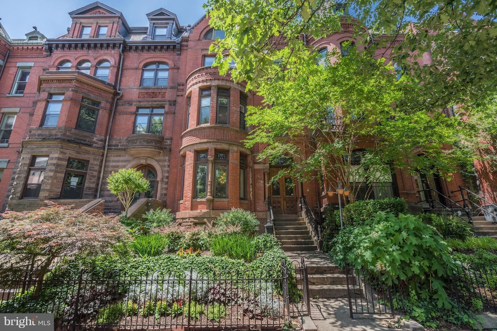 1324 Vermont Ave NW, Washington, DC 20005 - photo 1