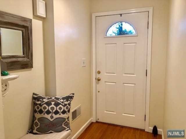 266 Edwards St unit 1F, Ridgewood, NJ 07450 - photo 1