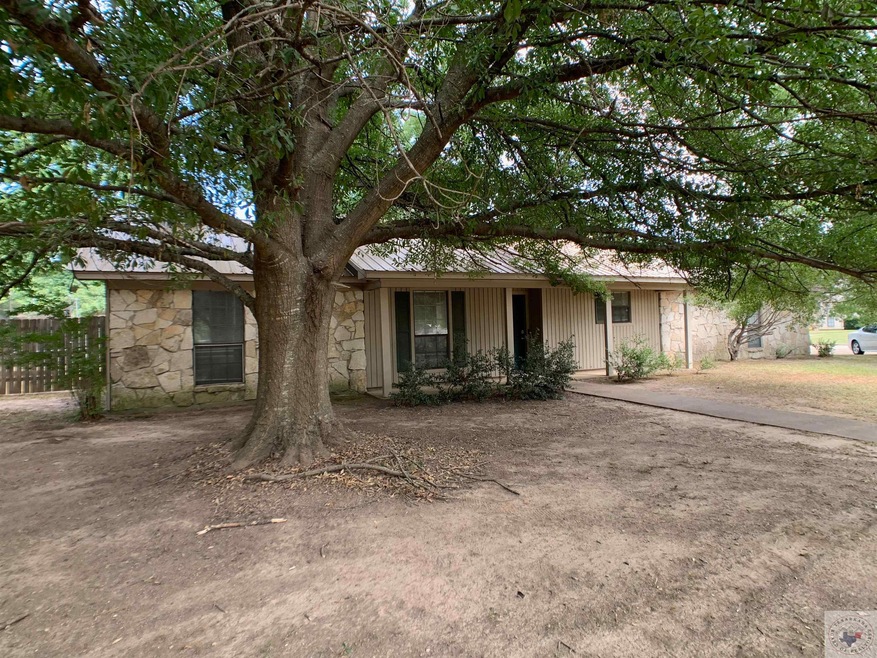 6102 Polly Dr, Texarkana, TX 75503 - photo 1