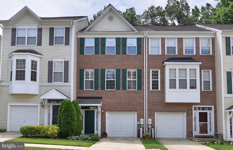 617 Trout Run Ct, Odenton, MD 21113 - photo 1