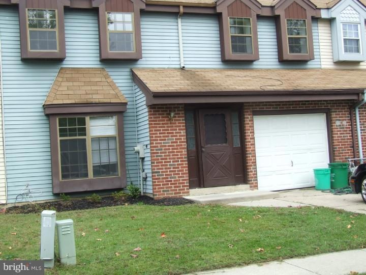 115 Malvern Ct, Mount Laurel, NJ 08054 - photo 1